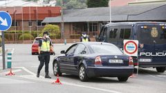 Uno de los controles montados este martes en Viveiro