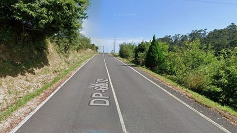 Carretera DP-6202 a su paso por Outes