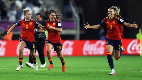 La deportivista Marisa Garc�a, a la derecha de la imagen.