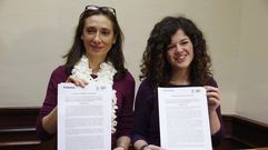 Las diputadas de Podemos, Rosana Pastor y Sof�a Fern�ndez Casta��n, registran la petici�n. 