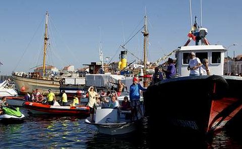 Los barcos tambi�n se hicieron al mar en O Grove. 
