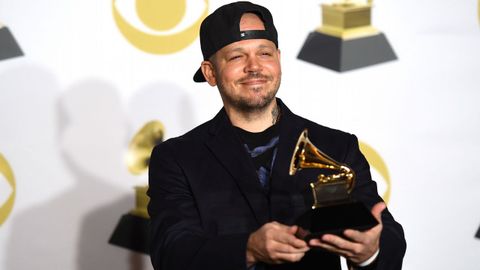Y m�s im�genes de los Grammy: Residente, con su premio