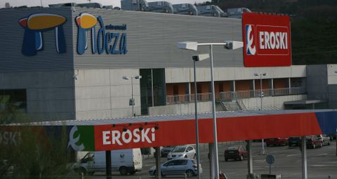 Hace 13 a�os se otorg� la licencia para el centro comercial.