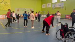 Imagen de una de las actividades desarrolladas en el pabell�n municipal de Oroso.