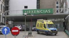 Entrada del servicio de Urgencias del Hospital Arquitecto Marcide, en Ferrol