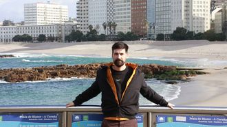 Gustavo del R�o, director de la obra �Riazor Ostia�, que se estrena el pr�ximo 27 de febrero en el Teatro Rosal�a. 