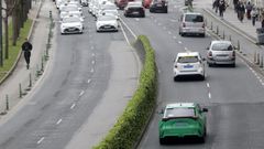 bolt.Un coche de Bolt el mi�rcoles, por�Primo de Rivera, durante la protesta de los taxis