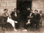 Xos� Losada Castelao (segundo pola esquerda) e Manuel Rodr�guez Castelao (segundo pola dereita) acompa�ados de Sixto Aguirre Gar�n, Rafael Dieste e Jes�s Bal y Gay