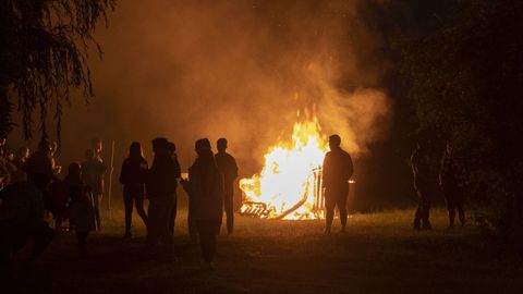 Noche de San Xon en Carballo