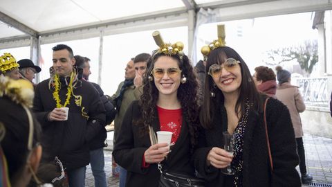 Fiesta de fin de ao en la plaza de la Constitucin de Vlilalba, organizada por el Concello
