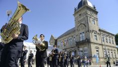 Las actuaciones musicales, entre otras muchas actividades previstasen torno al Salm�n. 