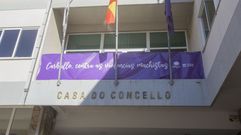 Pancarta colgada de Alcald�a del Concello de Carballo 