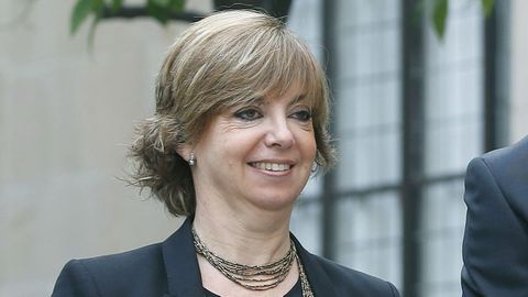 7. MERITXELL BORR�S. Exconsellera de Gobernaci�n: 7 a�os de c�rcel y 16 a�os de inhabilitaci�n absoluta por malversaci�n y multa de diez meses con cuota de 100 euros por un delito continuado de desobediencia grave. La Abogac�a del Estado pide 7 a�os de prisi�n por malversaci�n y desobediencia grave.