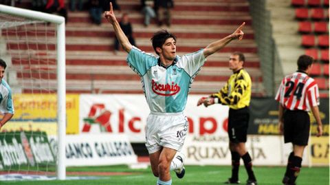 Changui, en la SD Compostela en el a�o 1999