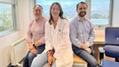 Marcos Ortega, responsable del grupo Varpa del Inibic; Mar Castellanos, directora del Inibic y jefa de Neurologia del Chuac y Jorge Prado, profesor de la UDC.