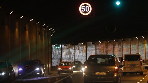 El veh�culo fue retirado del paso subterr�neo vigu�s
