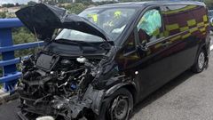 Estado en el que qued� la furgoneta tras el accidente