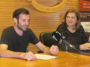 Pedro Lago e Caridad Gonz�lez durante a presentaci�n. 