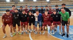 Alemao visit� al primer equipo del Santiago Futsal, con cuya camiseta fue campe�n de la Copa de Espa�a en el 2006, de la Recopa de Europa al a�o siguiente y de la Supercopa de Espa�a en el 2010. El exjugador traslad� a la plantilla sus mejores deseos frente al Imperial.
