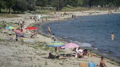 Imagen de la playa de Barra�a de Boiro, concello que contin�a en el nivel medio de restricciones