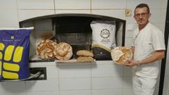 Para Miguel �ngel el horno de piedra es esencial para hacer el pan de la manera m�s tradicional posible.