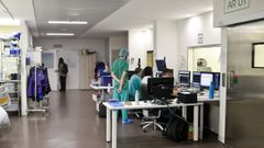 Los llamamientos se hac�an hasta ahora por tel�fono, en la foto el Hospital �lvaro Cunqueiro de Vigo
