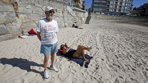 Ba�istas en la playa de Silgar, Sanxenxo