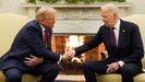 Biden, durante su reunin con Trump en el despacho oval.