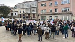 Lectura del manifiesto durante la concentracin de repulsa en Monforte