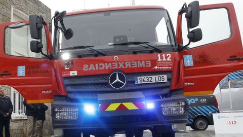Vehículo del GES de Mugardos, cuyo personal participó en la extinción del incendio de A Capela