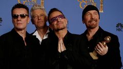 U2 con su Globo de Oro a la mejor canci�n original por �Ordinary Love�