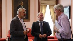 Miguel Fernández e José Tomé reuníronse este miércoles con Alberto Losada, el presidente de la Protectora
