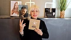 Milagros Pichel gan� el primer premio de la categor�a Editorial en los Hair Beauty Awards durante la gala de One Provalliance, celebrada en Francia el d�a 15. Recibi� el galard�n de manos de Patrick Phelippeau,�director de Educaci�n en Provalliance Espa�a, aunque confiesa que ella no sab�a que era una de las ganadoras hasta el momento en que le dieron el premio.