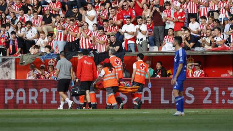 Derbi asturiano entre el Real Sporting de Gijon y el Real Oviedo en El Molin�n
