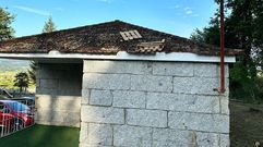 Los v�ndalos lanzaron pal�s contra las unitarias ubicadas en las aldeas de Lanta�o y Romai.