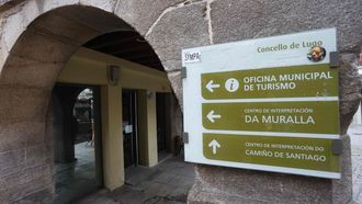 Imagen de la oficina municipal de Turismo de Lugo, situada en la Praza do Campo