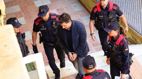 Jonathan Andic, hijo del fallecido fundador de Mango, Isak Andic, a su llegada ayer a los juzgados.