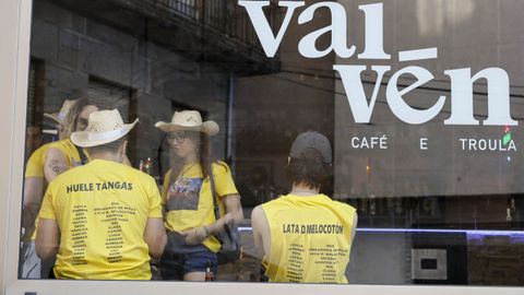 Festa das Camisetas en O Carballi�o.