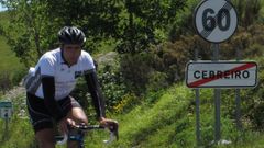 Miguel Indurain a su paso por O Cebreiro.
