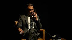 El actor V�ctor Massan representa al rey Juan Carlos en la obra �Carmen, nada de nadie�