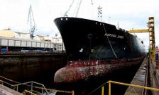 El mayor dique de Navantia no tiene capacidad para acoger buques de �ltima generaci�n.