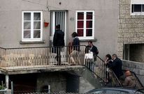 En la imagen, el registro de la vivienda donde residi� en Cambados la pareja.