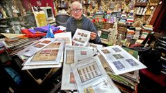 81 a�os para atesorar la mejor colecci�n de sellos de los Caminos de Santiago