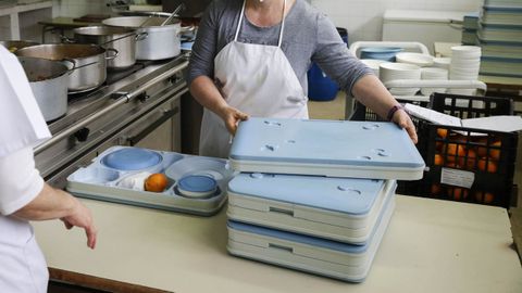 Imagen de archivo de la cocina de un servicio de comida en el hogar.