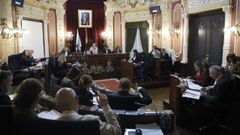 Imagen de archivo de un pleno en el Concello de Ourense.