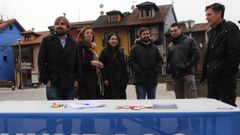Recogida de firmas de Podemos por la supresi�n del peaje del Huerna