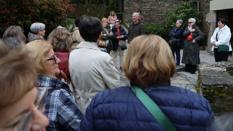 Integrantes de la asociaci�n de mujeres Bolboretas, de Xove