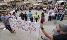 La marcha concluy� a las puertas de la casa consistorial, donde se ley� un manifiesto. 