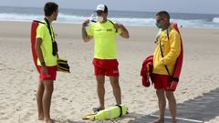 Los vigilantes de la playa de A Frouxeira, en Valdovi�o, se incorporaron el d�a 1 de julio