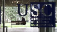 Facultade de Filolox�a, en la USC, en una foto del pasado 14 de enero